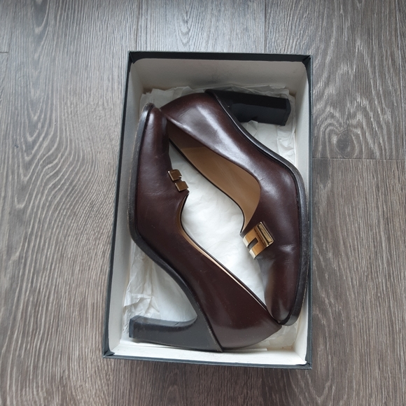 Gucci women's brown heel shoes. Square toe. size 8 Y2K - Picture 3 of 10